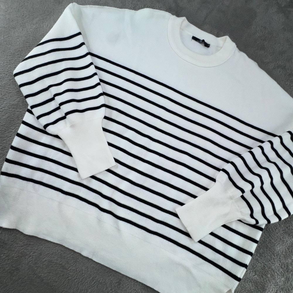 Lillusory Striped Sweater Womens XL White Black Excellent Lantern Sleeve Knit